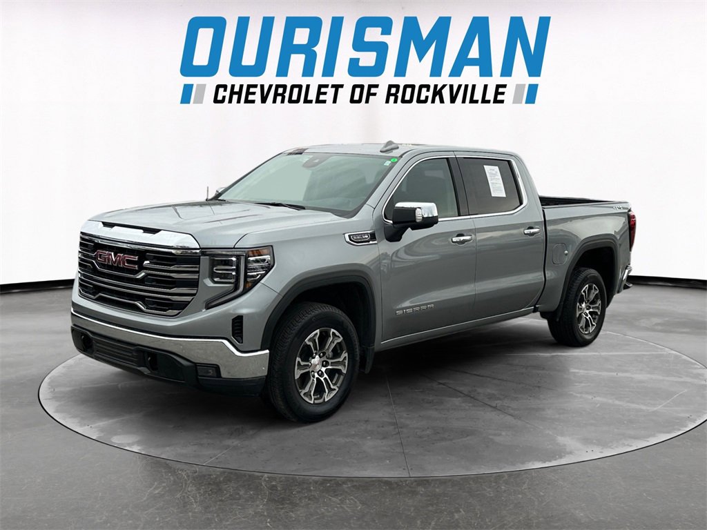 Used 2025 GMC Sierra 1500 SLT image 2