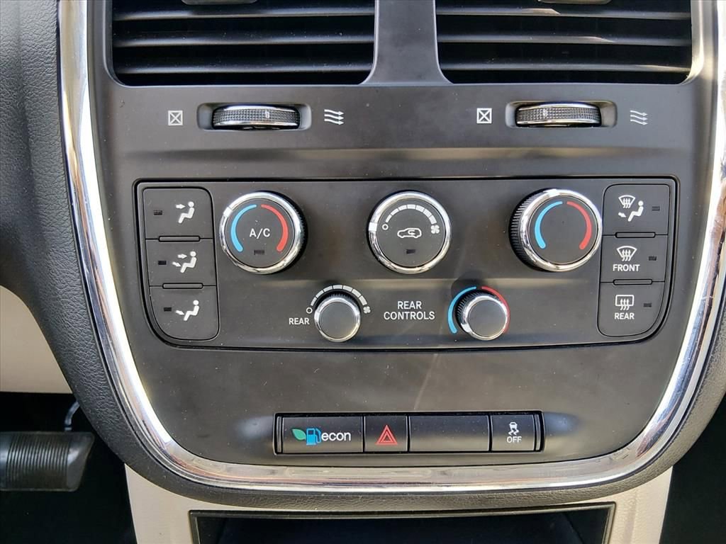 Used 2011 Dodge Grand Caravan Mainstreet w/ PWR Convenience Group FWD image 21
