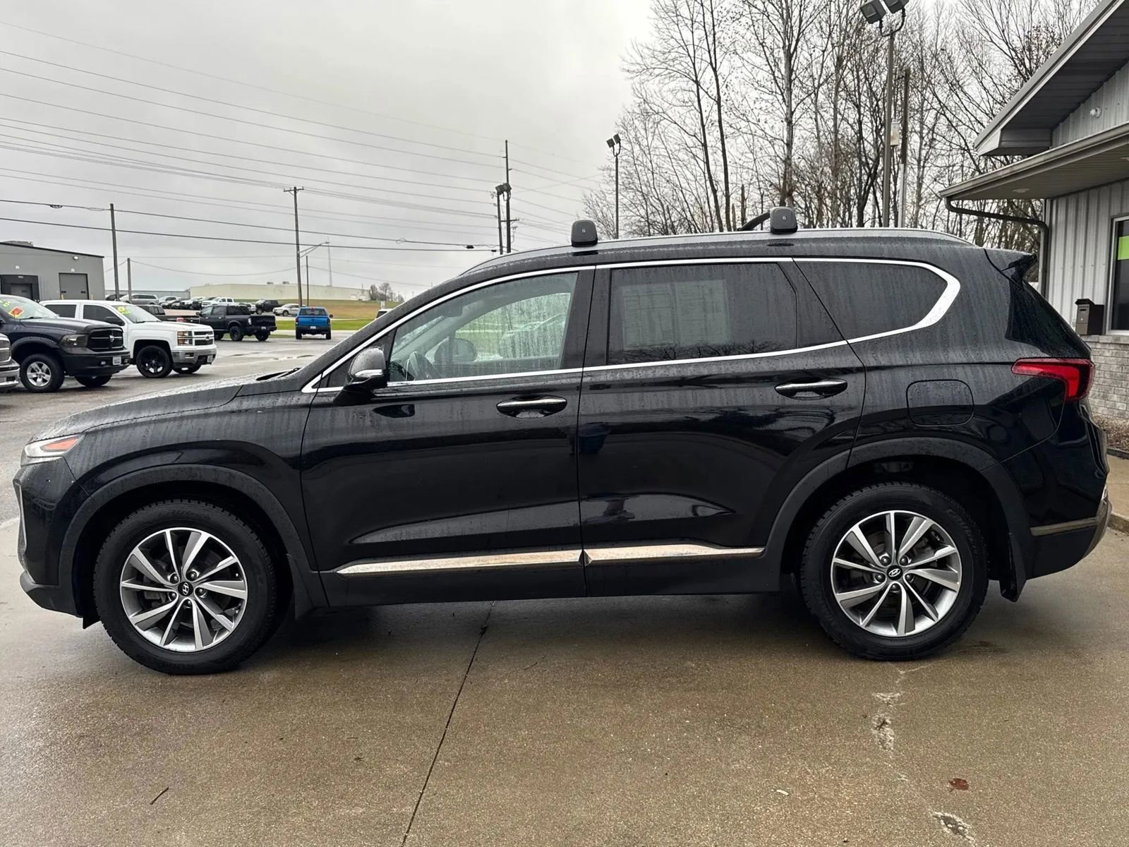 Used 2019 Hyundai Santa Fe AWD image 4