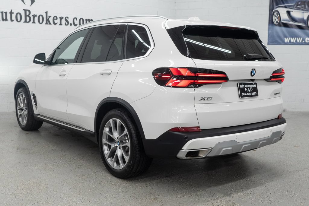 Used 2026 BMW X5 xDrive40i AWD/4WD image 52