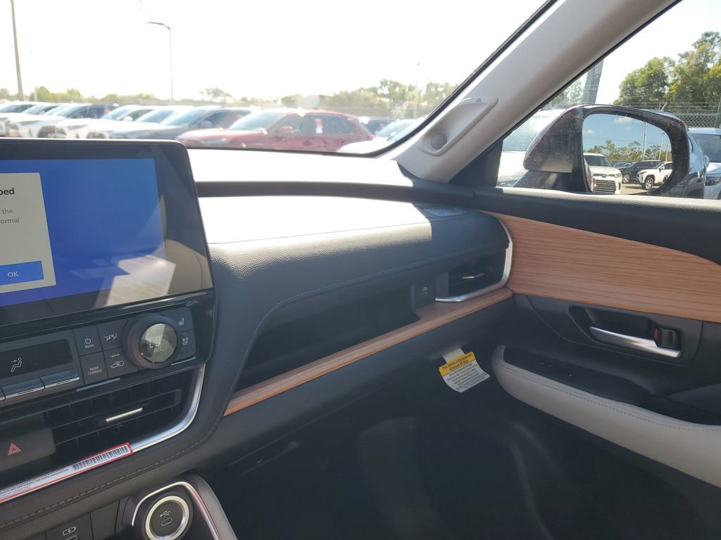 New 2026 Toyota Grand Highlander Platinum image 25