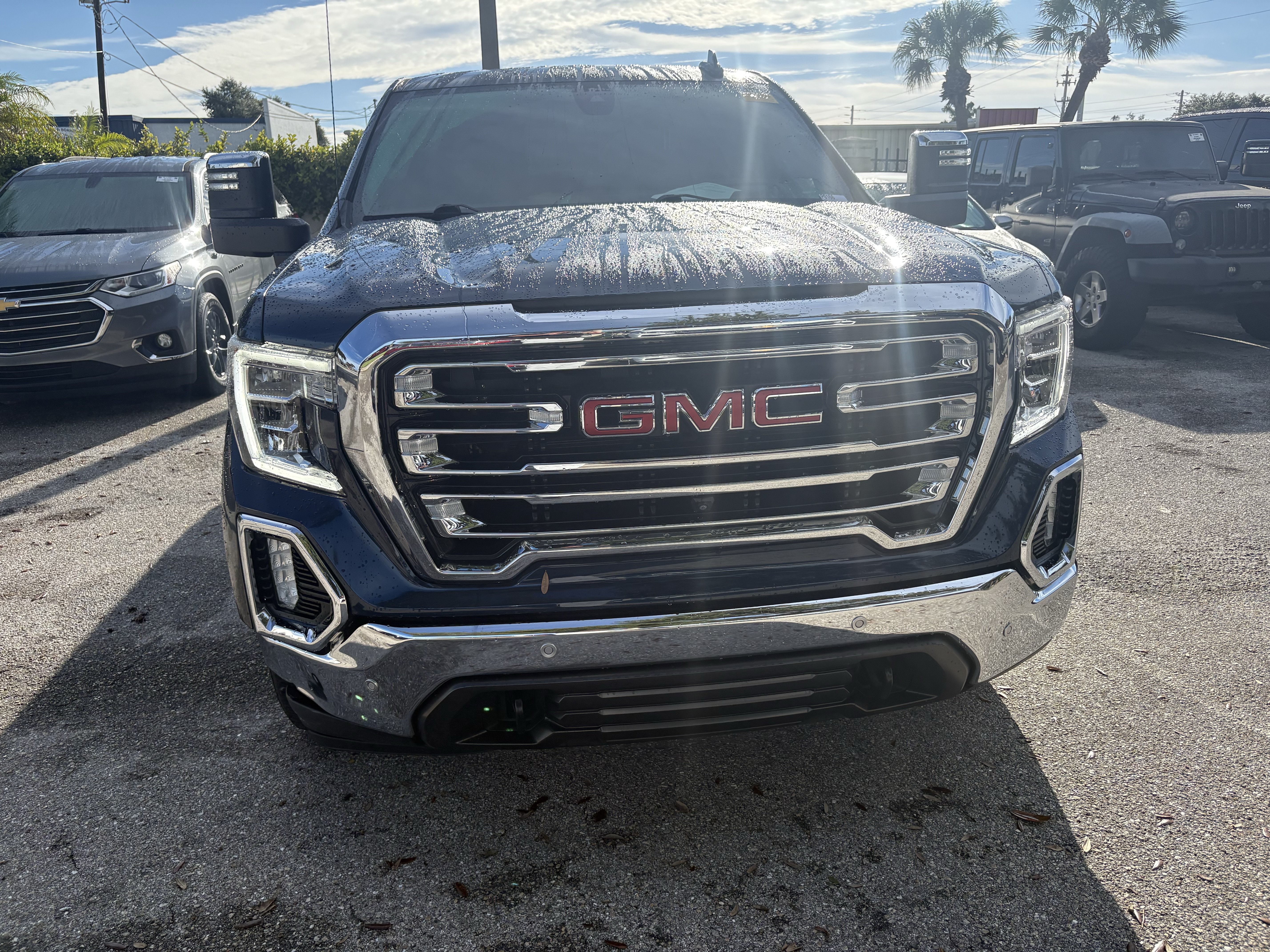 Used 2021 GMC Sierra 1500 SLT w/ Technology Package AWD/4WD image 2