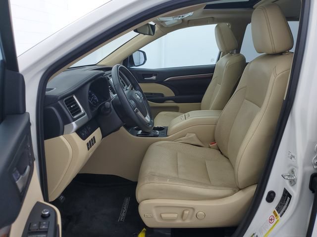 Used 2018 Toyota Highlander Limited FWD image 20