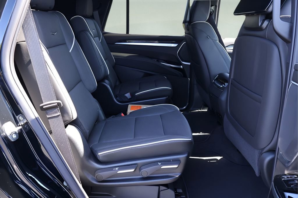 New 2026 Cadillac Escalade Luxury AWD/4WD image 21