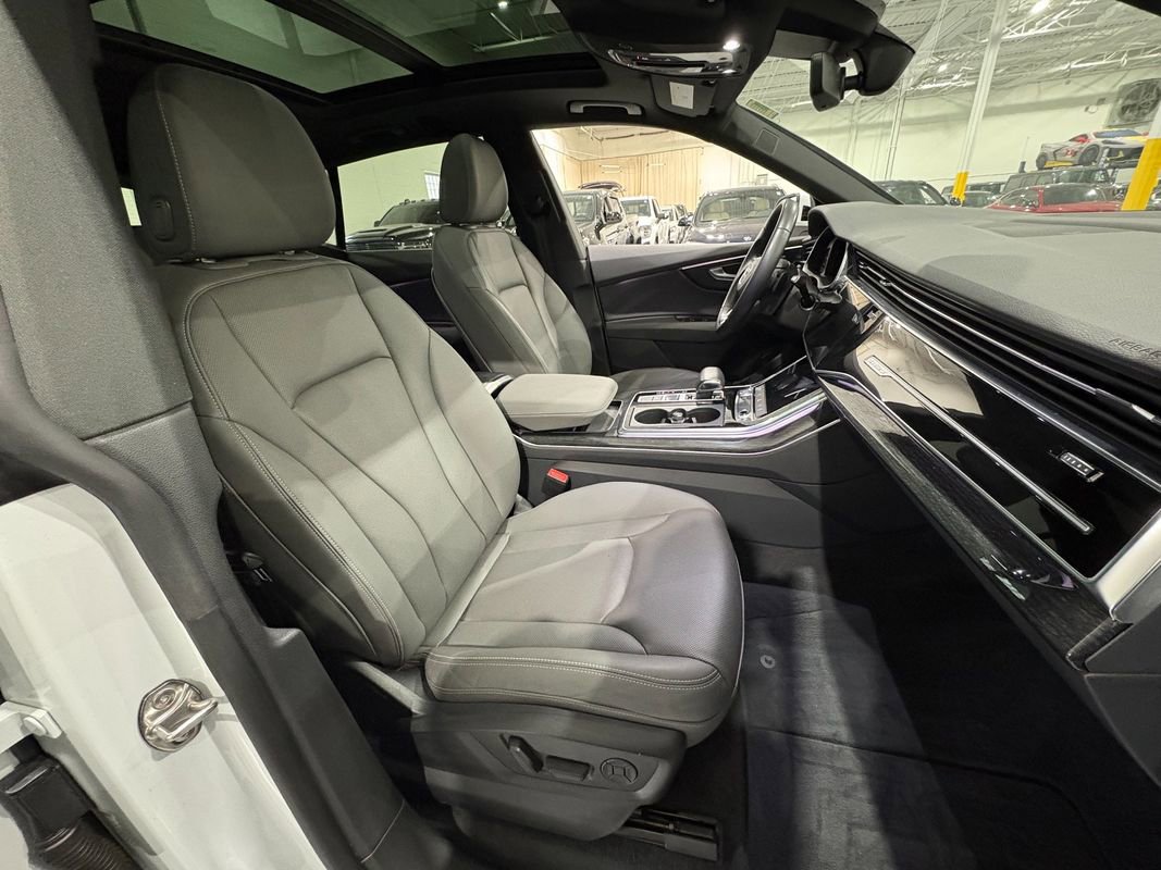 Used 2019 Audi Q8 Premium Plus w/ Premium Plus image 53