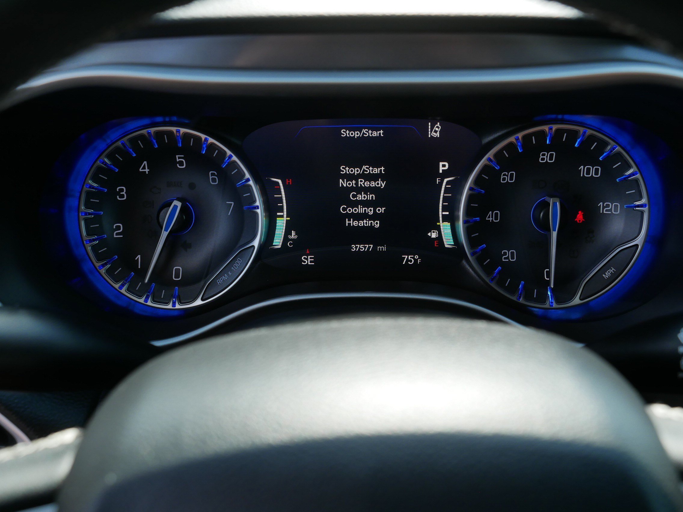 Used 2025 Chrysler Pacifica Select FWD image 21