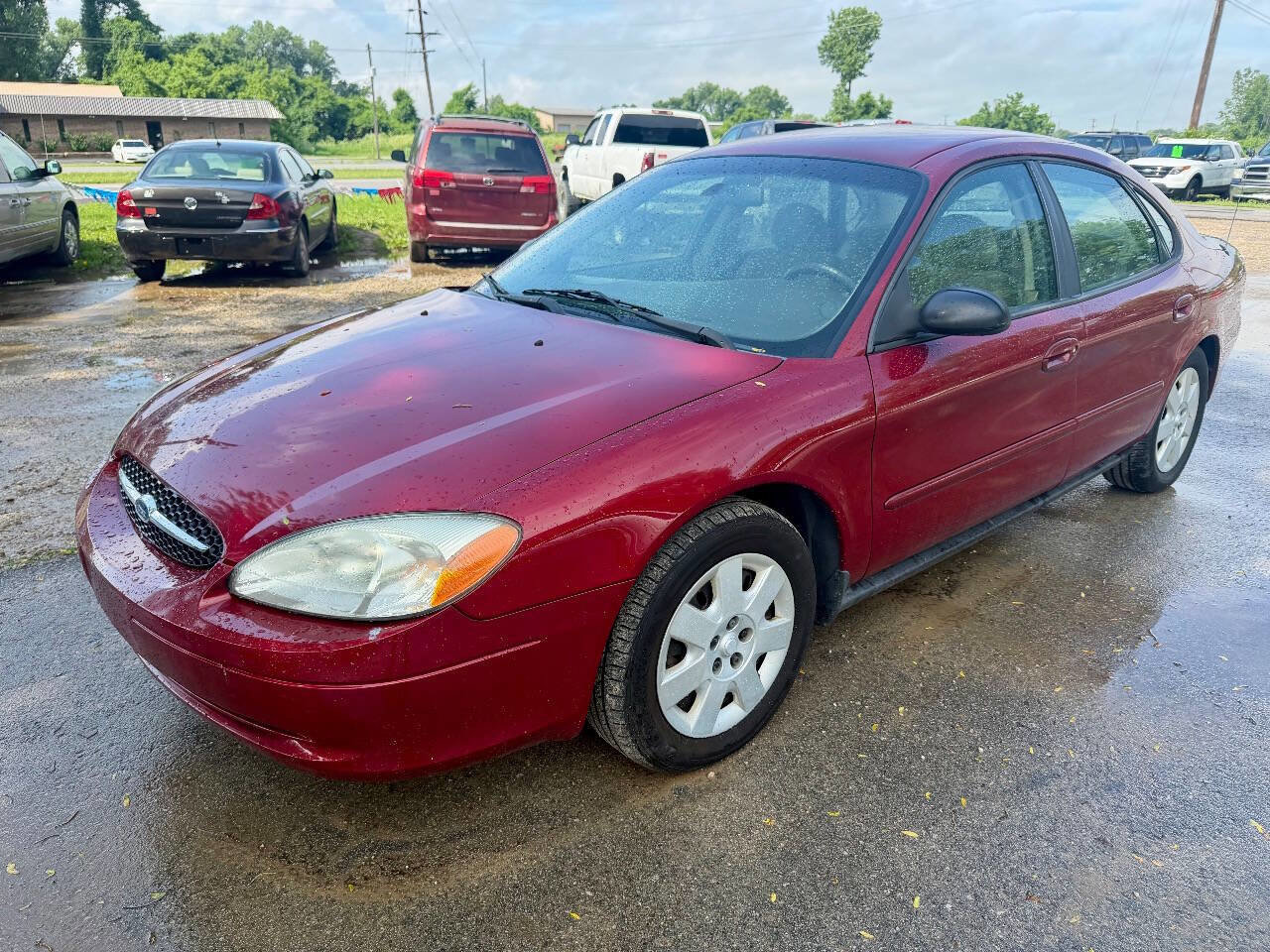 Used 2002 Ford Taurus LX
