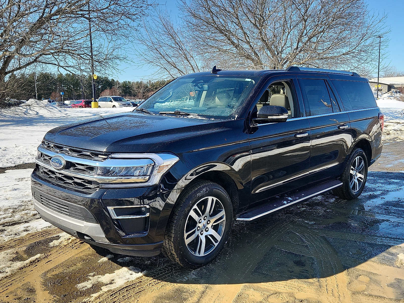 Used 2023 Ford Expedition Max Limited image 3