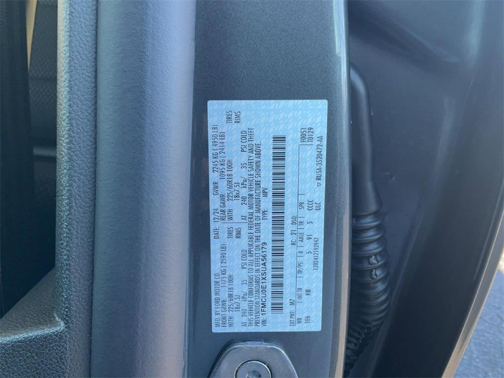 New 2025 Ford Escape SE image 17