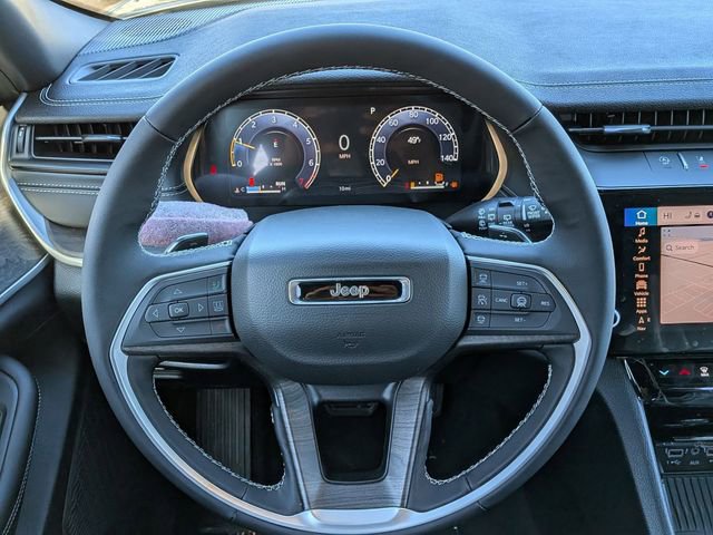 New 2026 Jeep Grand Cherokee Laredo AWD/4WD image 19