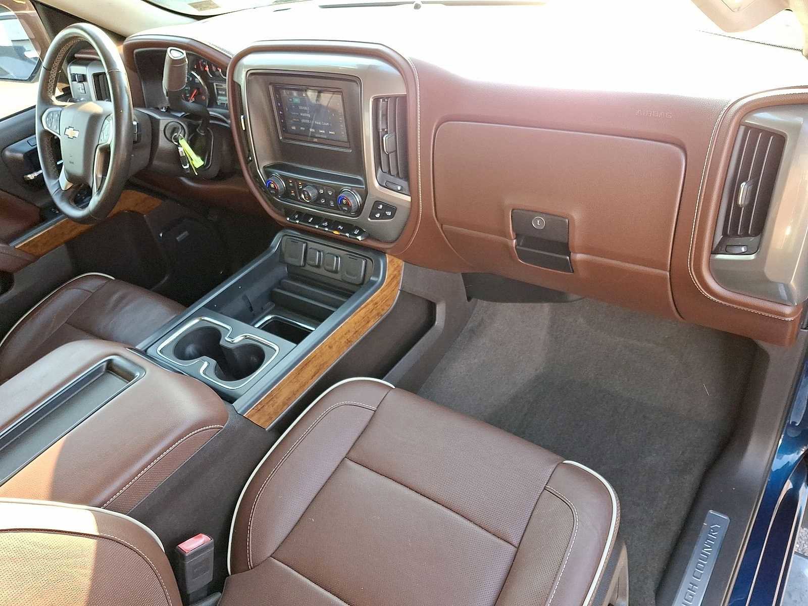 Used 2015 Chevrolet Silverado 1500 High Country w/ High Country Premium Package image 33