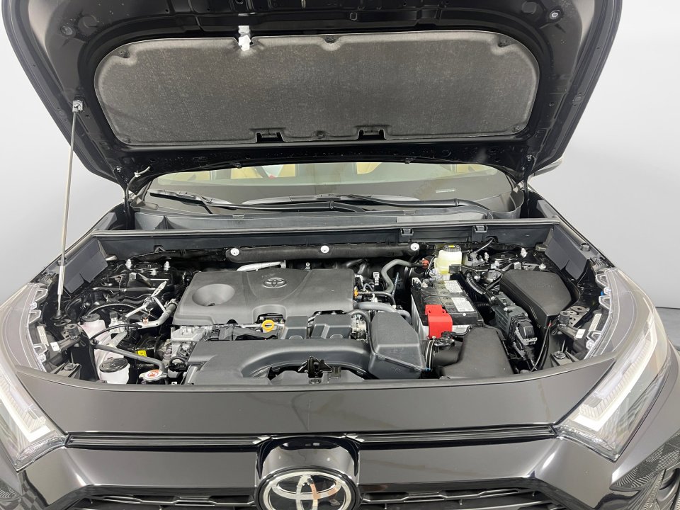 New 2025 Toyota RAV4 LE image 13