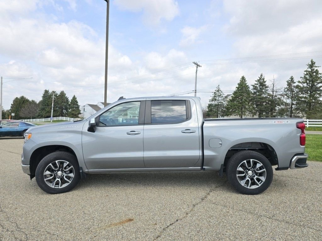 Used 2023 Chevrolet Silverado 1500 LT image 10