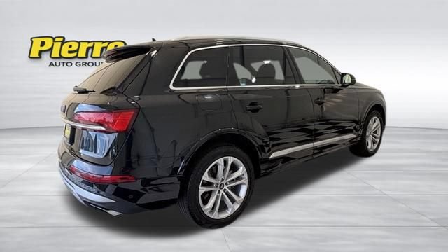 Used 2025 Audi Q7 3.0T Premium Plus AWD/4WD image 7