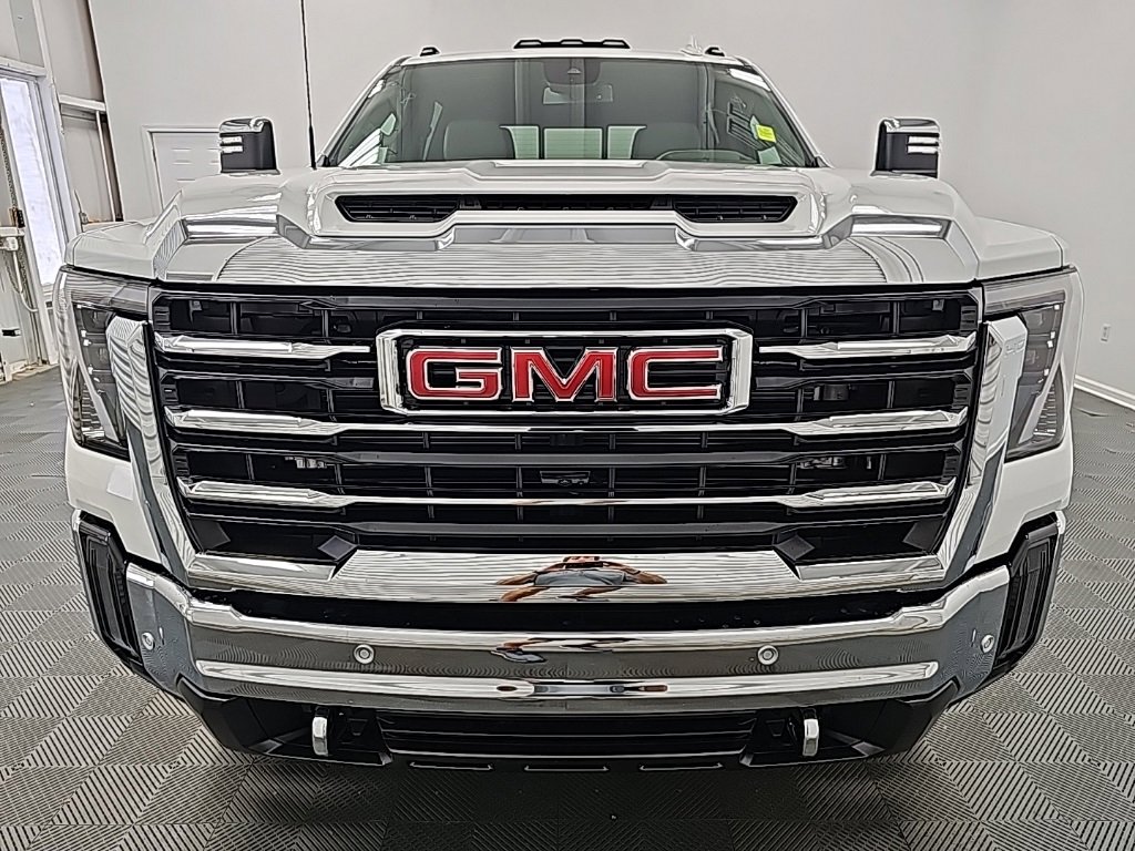New 2025 GMC Sierra 2500 SLT image 3
