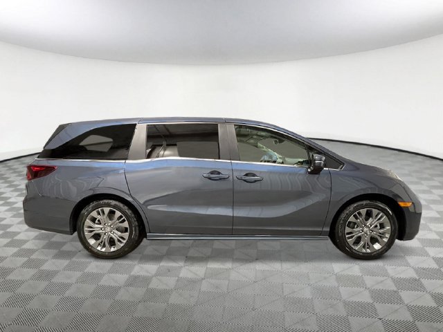 New 2027 Honda Odyssey Touring image 7