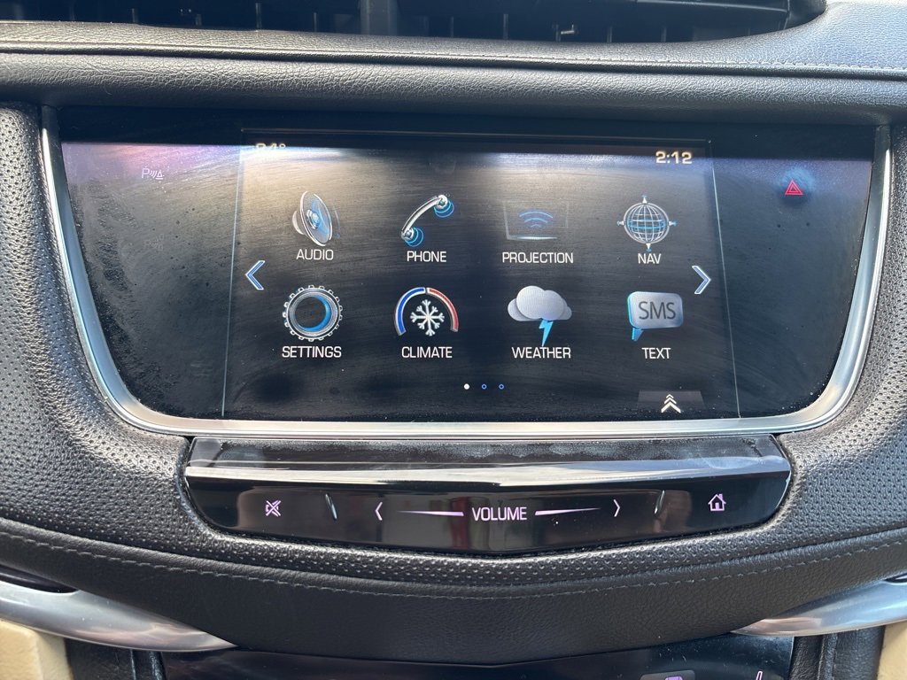 Used 2018 Cadillac XT5 Luxury w/ Driver Awareness Package image 39