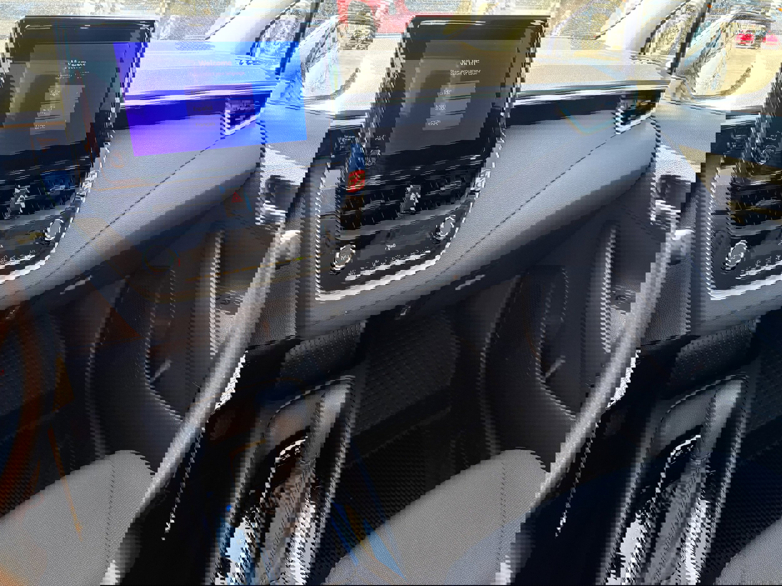 Used 2023 Toyota Corolla LE AWD/4WD image 9