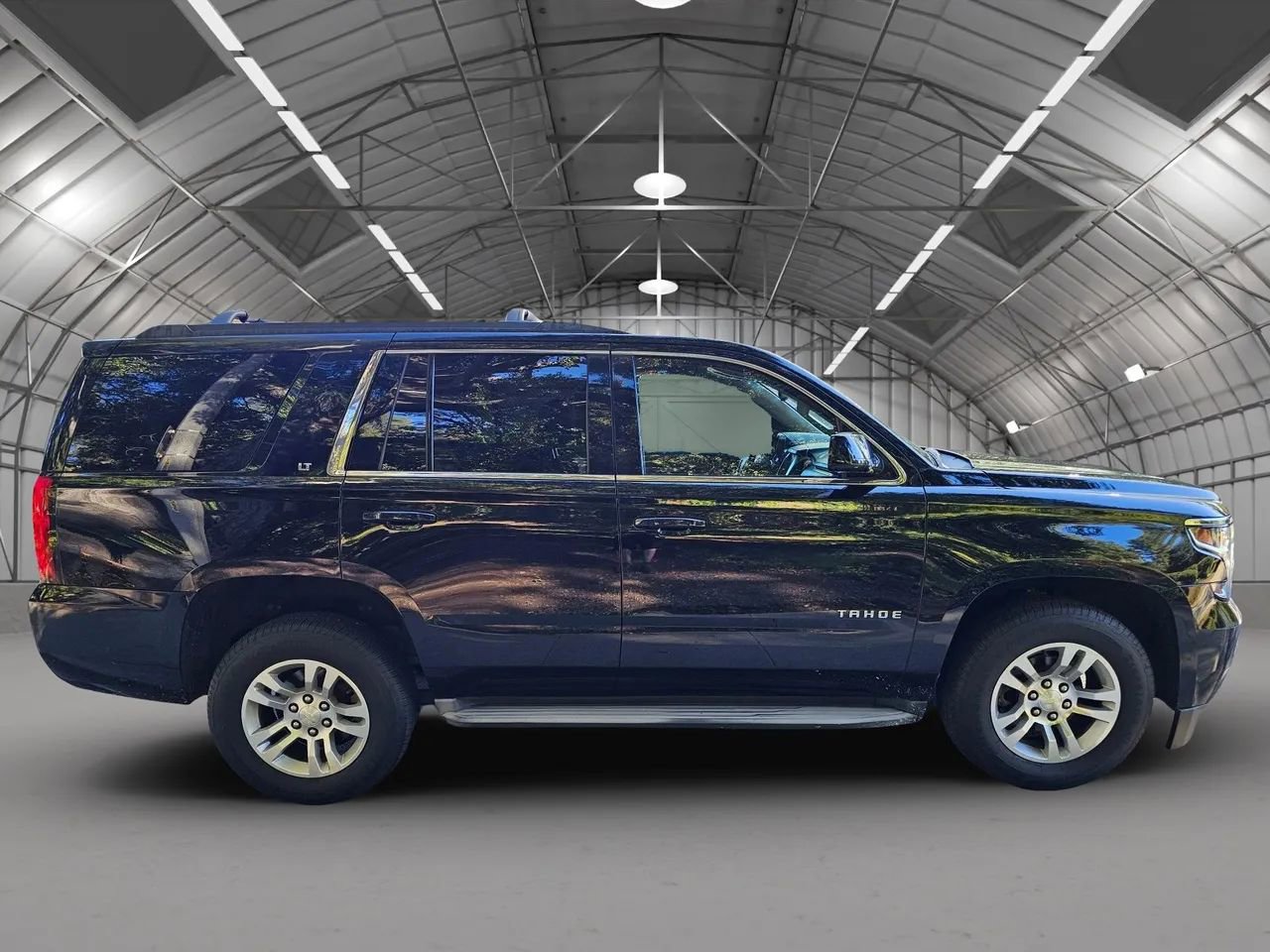 Used 2019 Chevrolet Tahoe LT image 11