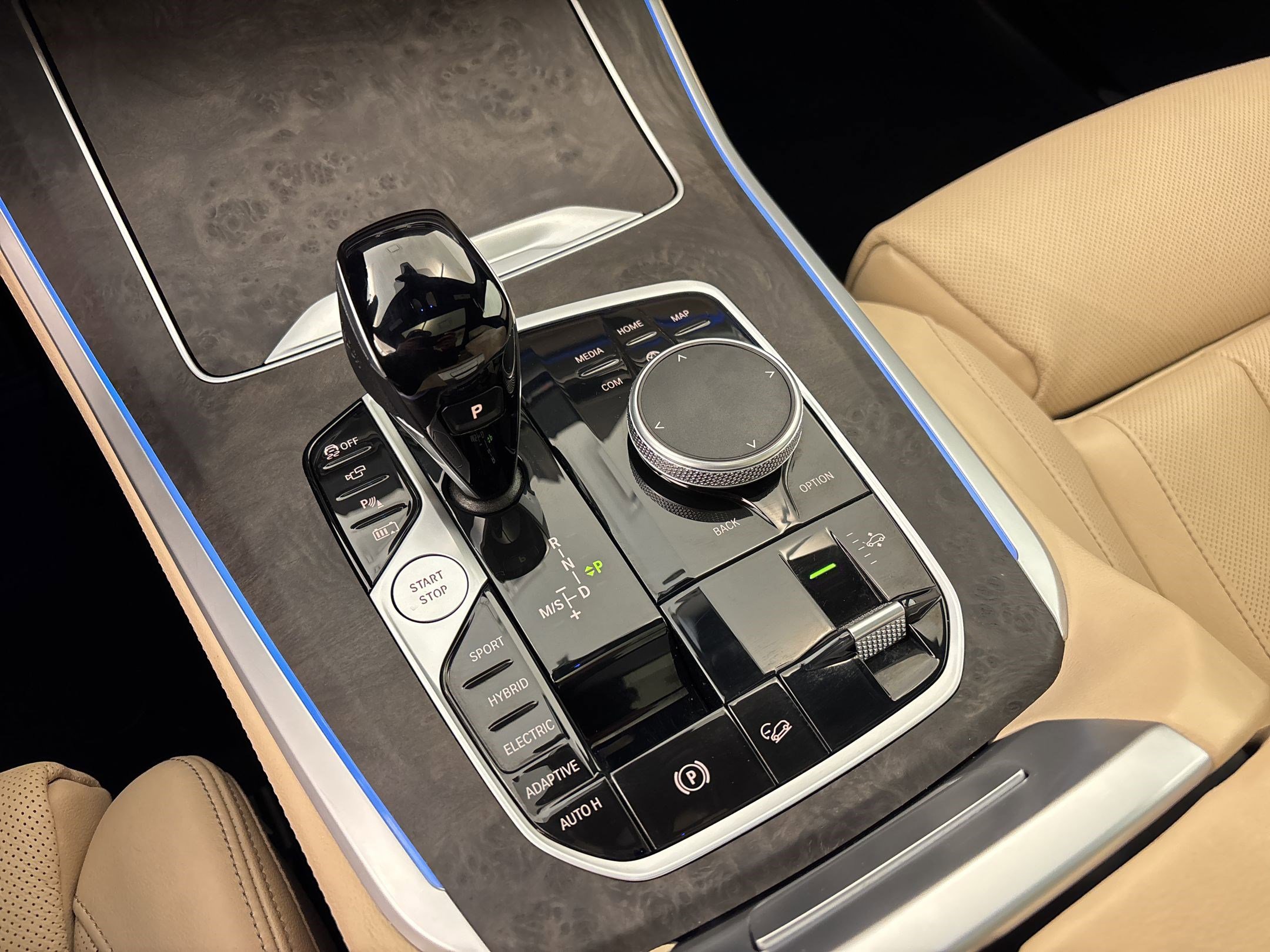 Used 2022 BMW X5 xDrive45e w/ Luxury Seating Package image 17