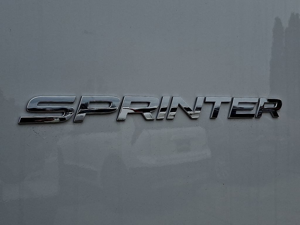 Used 2025 Mercedes-Benz Sprinter 2500 image 30