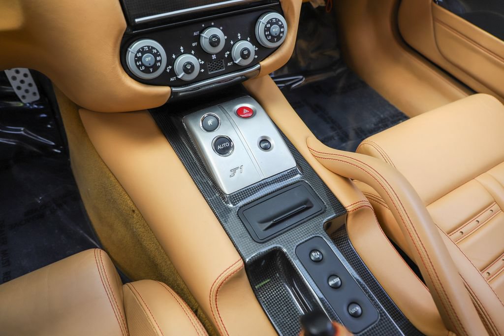 Used 2007 Ferrari 599 GTB Fiorano RWD image 21
