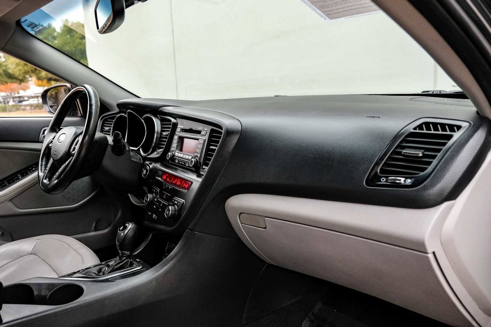 Used 2011 Kia Optima EX image 13