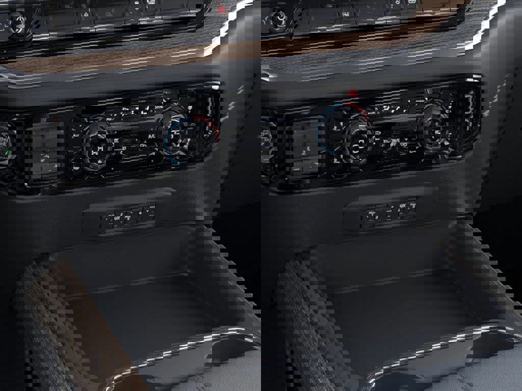 New 2025 Chevrolet Silverado 3500 LT w/ Convenience Package image 23