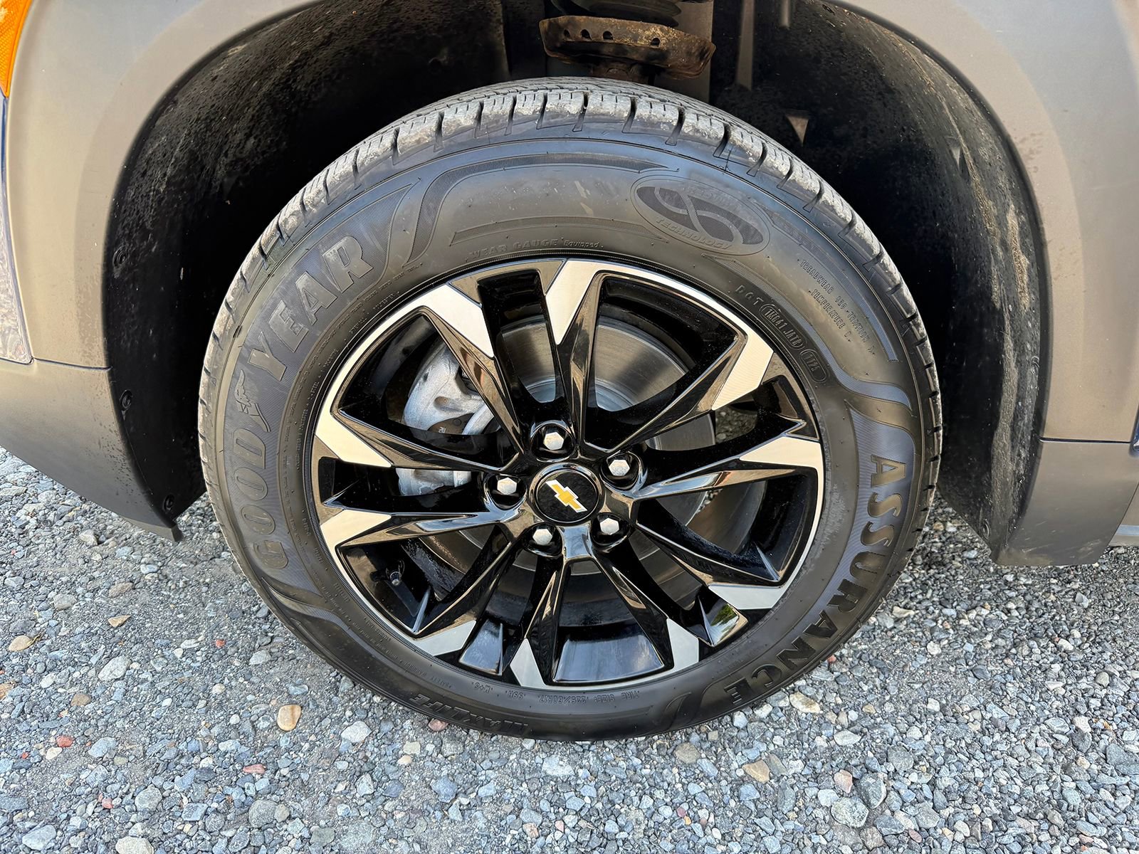Certified 2022 Chevrolet TrailBlazer LT w/ Convenience Package AWD/4WD image 9