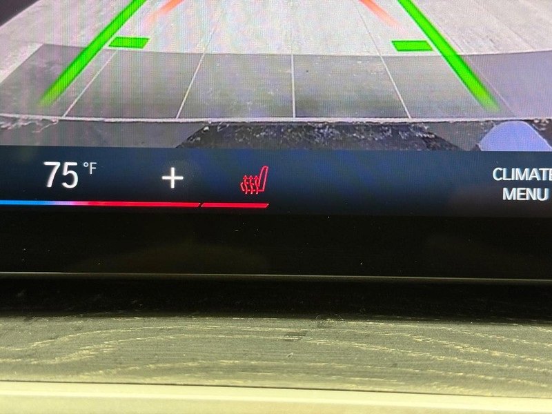 Used 2024 BMW 330i xDrive Sedan w/ Premium Package image 20