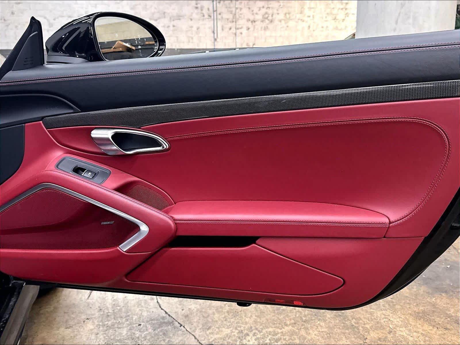 Used 2024 Porsche 718 Boxster RWD image 27
