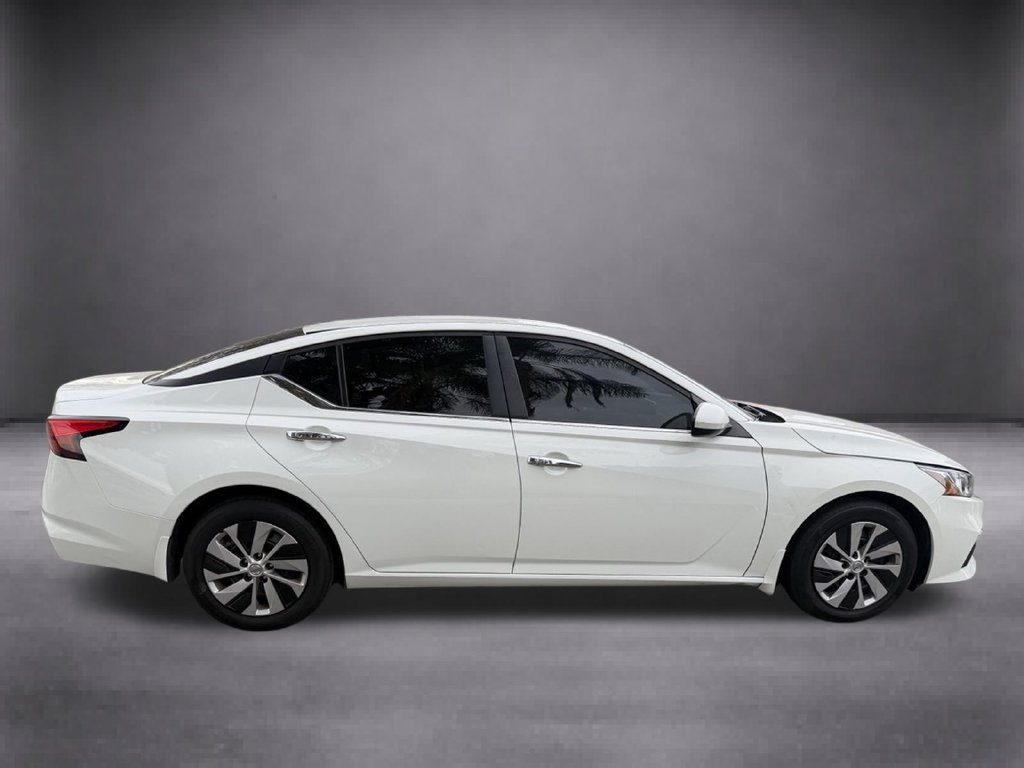 Used 2020 Nissan Altima 2.5 S FWD image 16