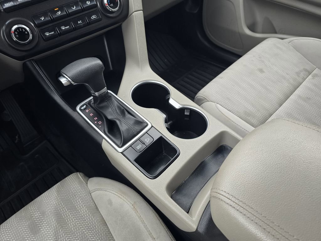 Used 2020 Kia Sportage LX image 16