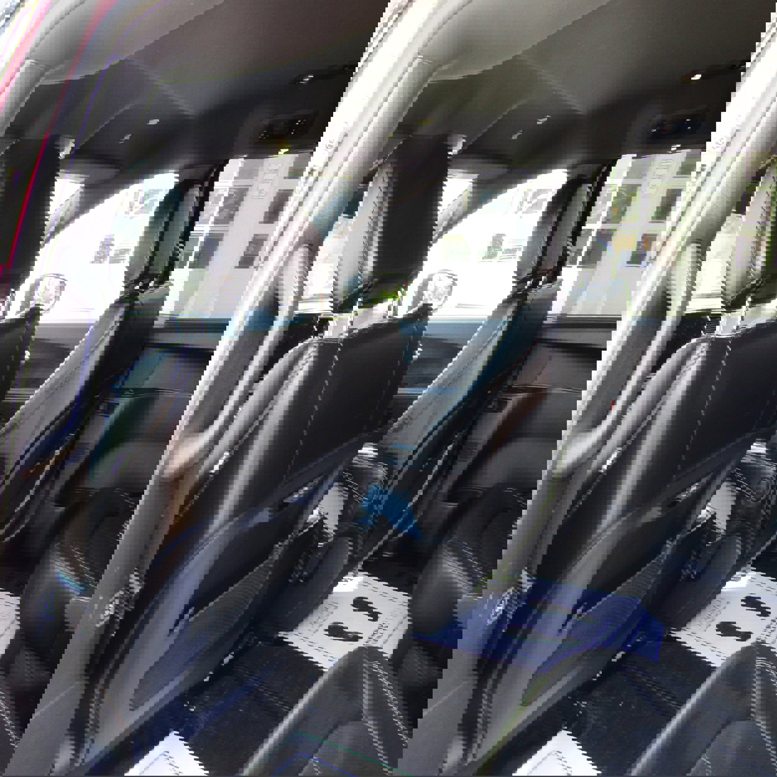 Used 2023 Chrysler Pacifica Touring-L w/ S Appearance Package image 8