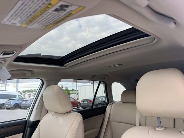 Used 2017 Subaru Outback 2.5i Limited AWD/4WD image 28