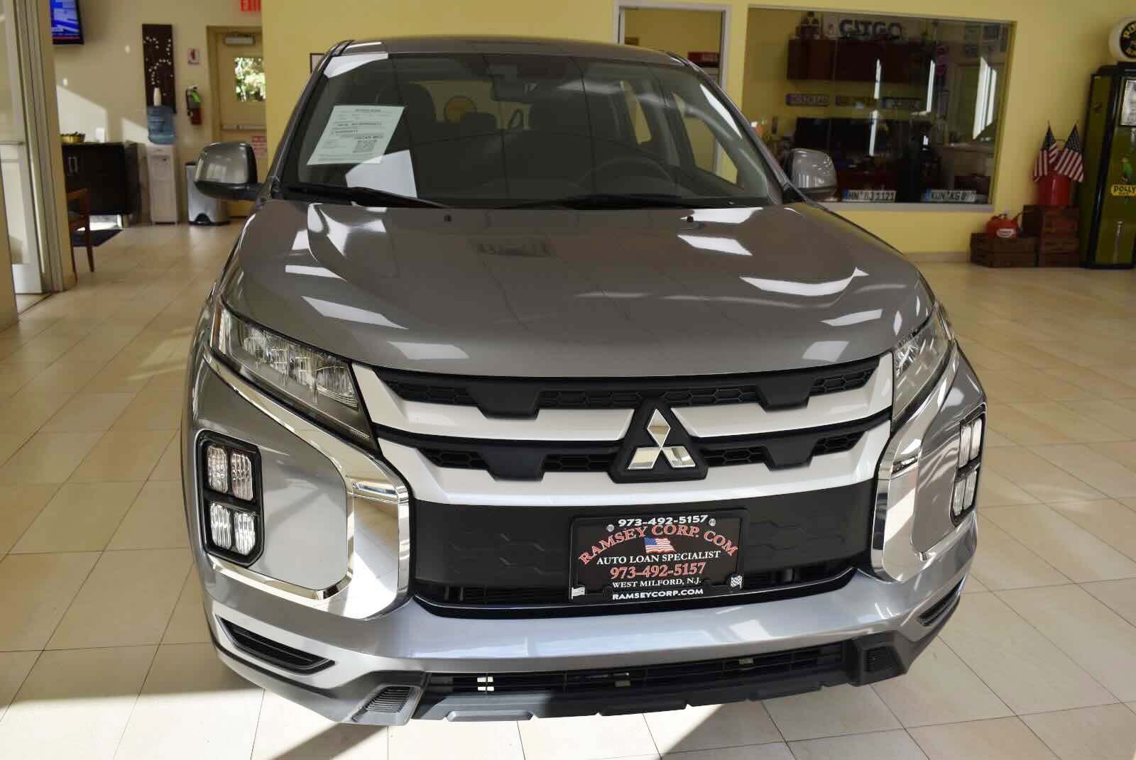 Used 2024 Mitsubishi Outlander Sport LE AWD/4WD image 9