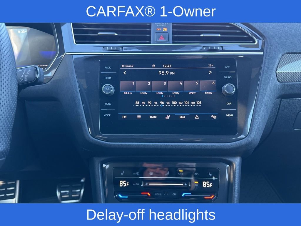 Used 2024 Volkswagen Tiguan SE R-Line image 23