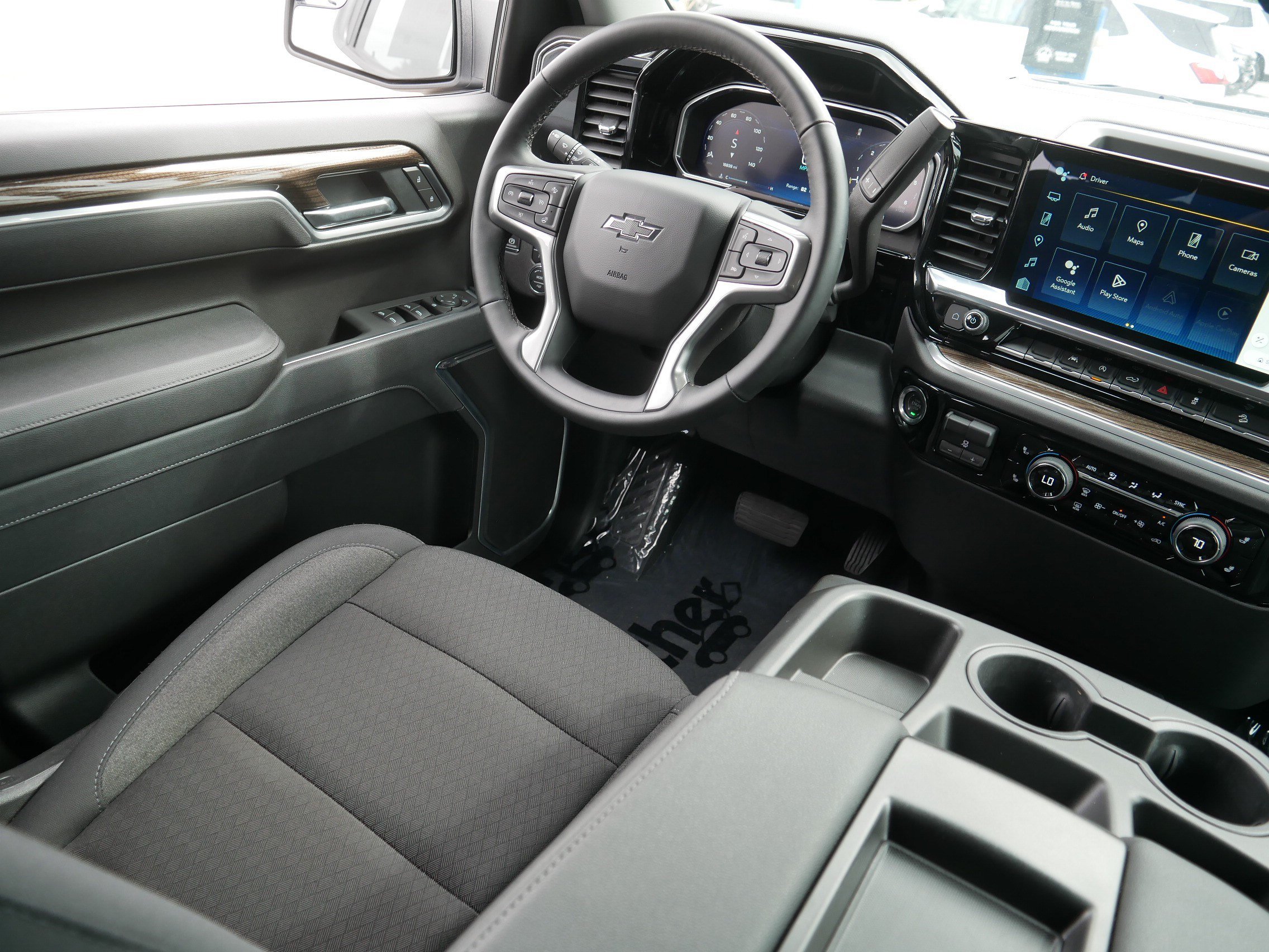 Certified 2026 Chevrolet Silverado 1500 RST AWD/4WD image 9
