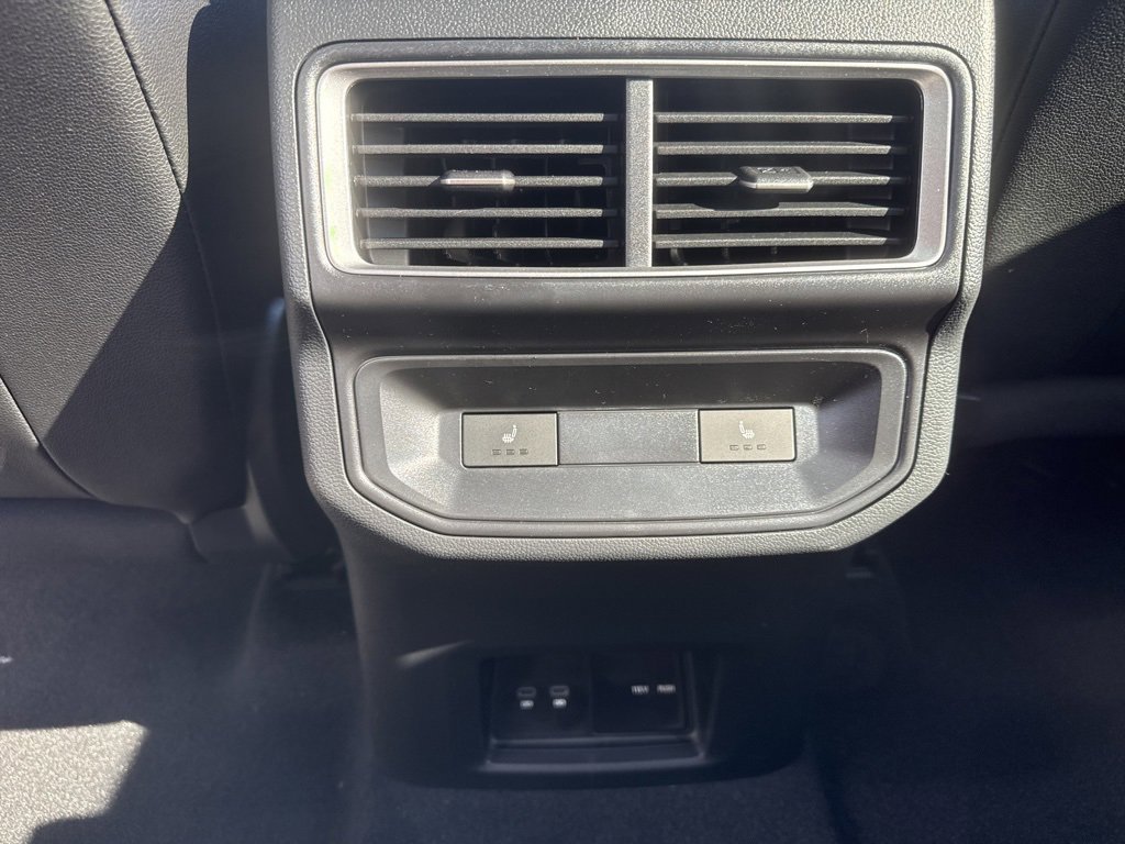 New 2026 Volkswagen Atlas Cross Sport SEL R-Line image 26