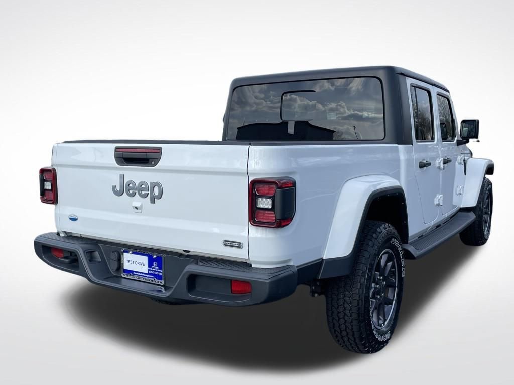 Used 2022 Jeep Gladiator Overland w/ LED Lighting Group image 6