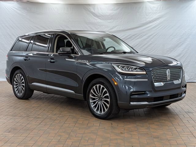 Used 2022 Lincoln Aviator Reserve w/ Elements Package Plus image 1