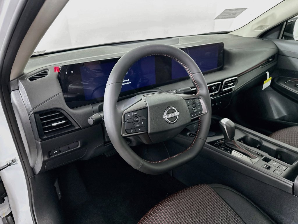 New 2027 Nissan Sentra SR w/ Floor Mat Package FWD image 14