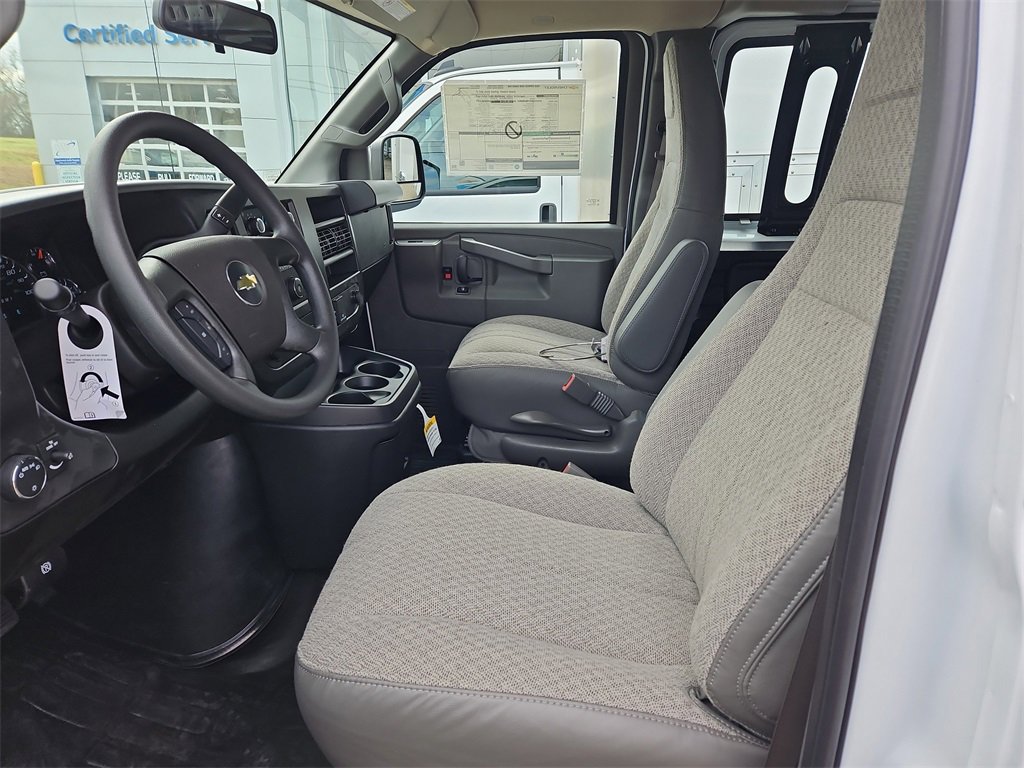 New 2025 Chevrolet Express 2500 w/ Driver Convenience Package image 15