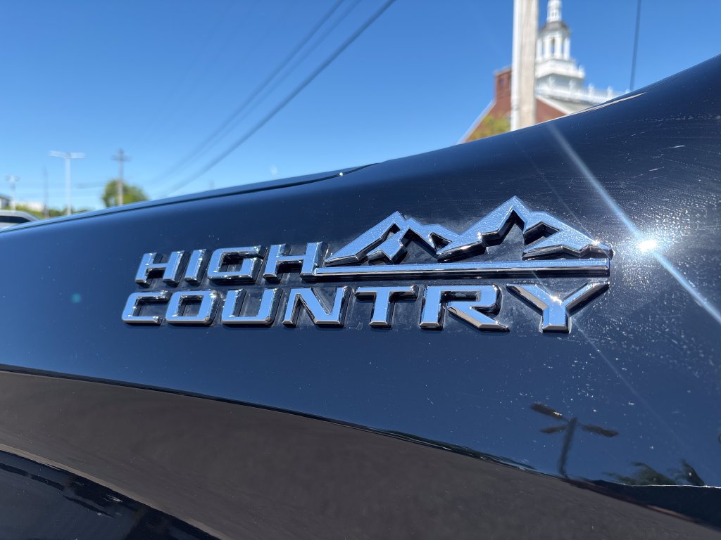 Certified 2026 Chevrolet Silverado 1500 High Country w/ High Country Premium Package AWD/4WD image 11