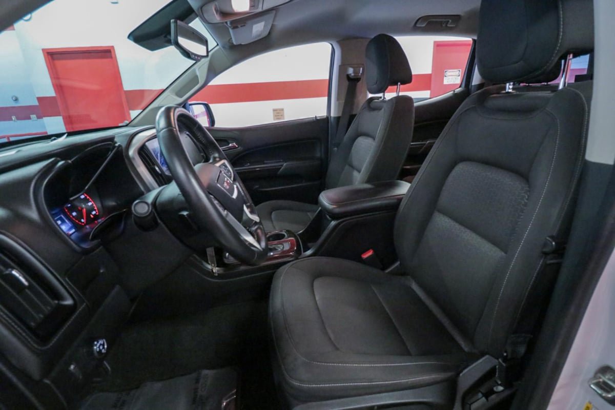 Used 2016 GMC Canyon SLE w/ SLE Convenience Package RWD image 11