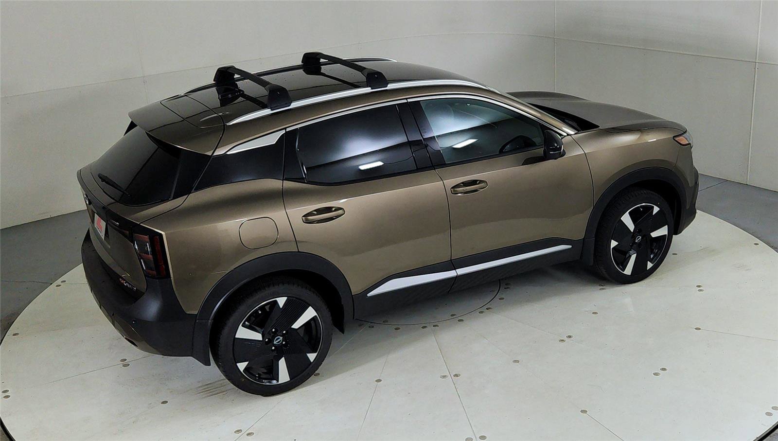 New 2026 Nissan Kicks SR w/ Cold Weather Package image 23
