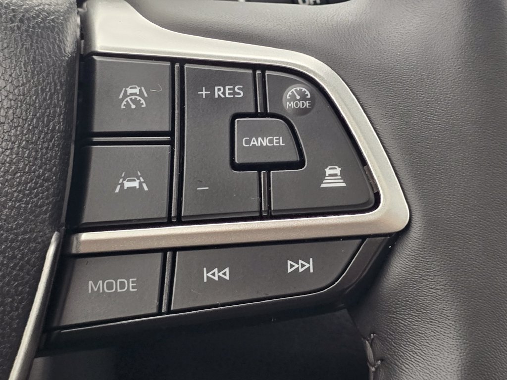 Used 2026 Toyota Grand Highlander AWD image 33
