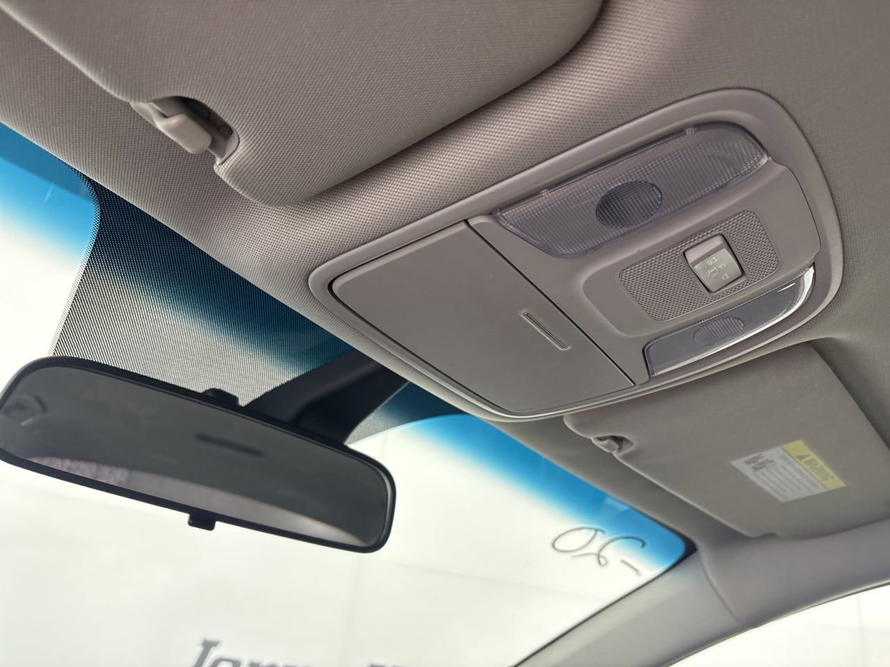 Used 2020 Kia Optima S image 19