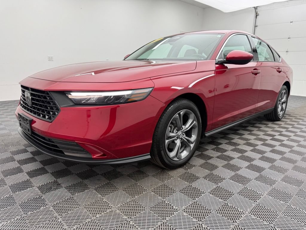 Used 2024 Honda Accord EX image 2