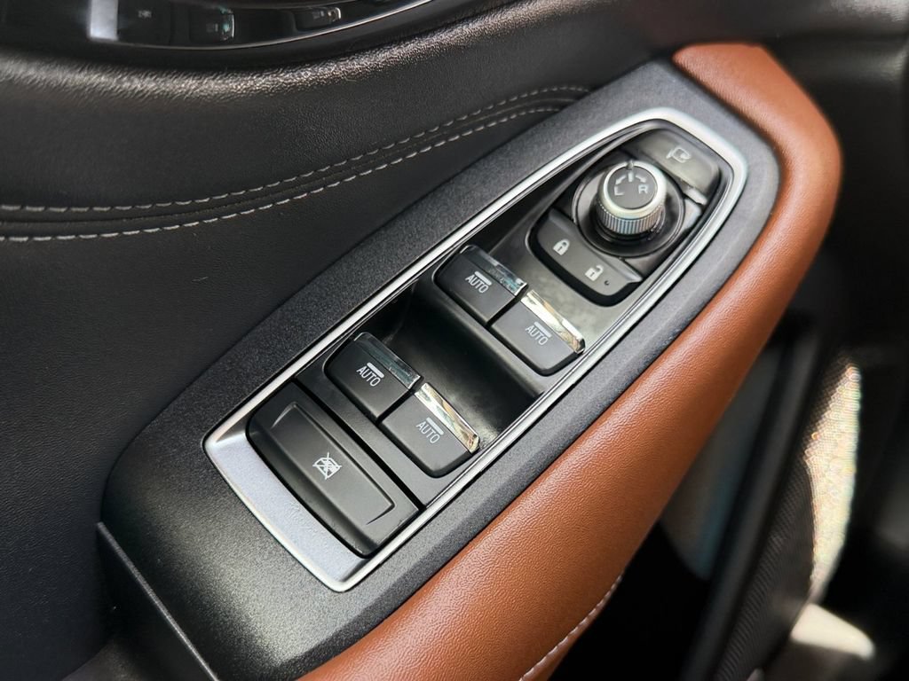 Certified 2025 Subaru Outback Touring XT AWD/4WD image 23